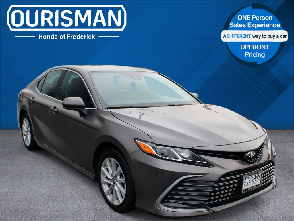 2024 Toyota Camry LE