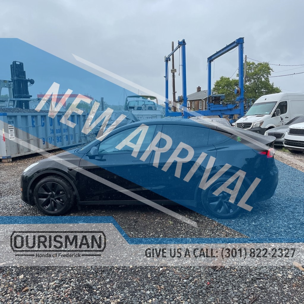 Used 2025 Tesla Model Y Long Range with VIN 7SAYGDED3SF246064 for sale in Northfield, Minnesota