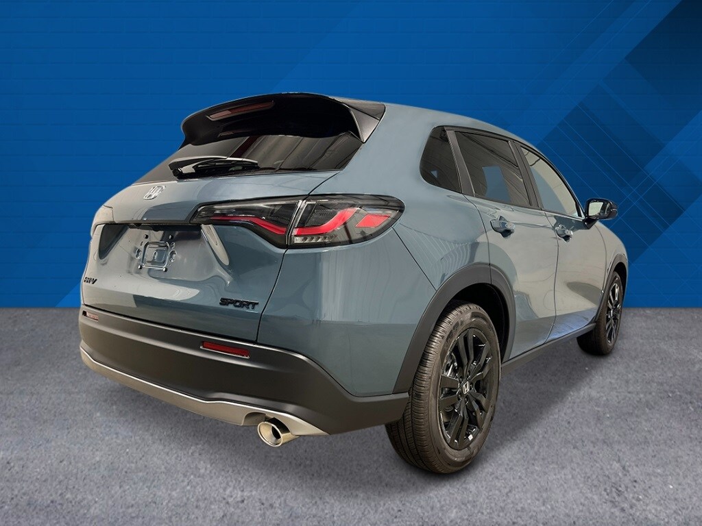 2026 Honda HR-V Sport photo 2