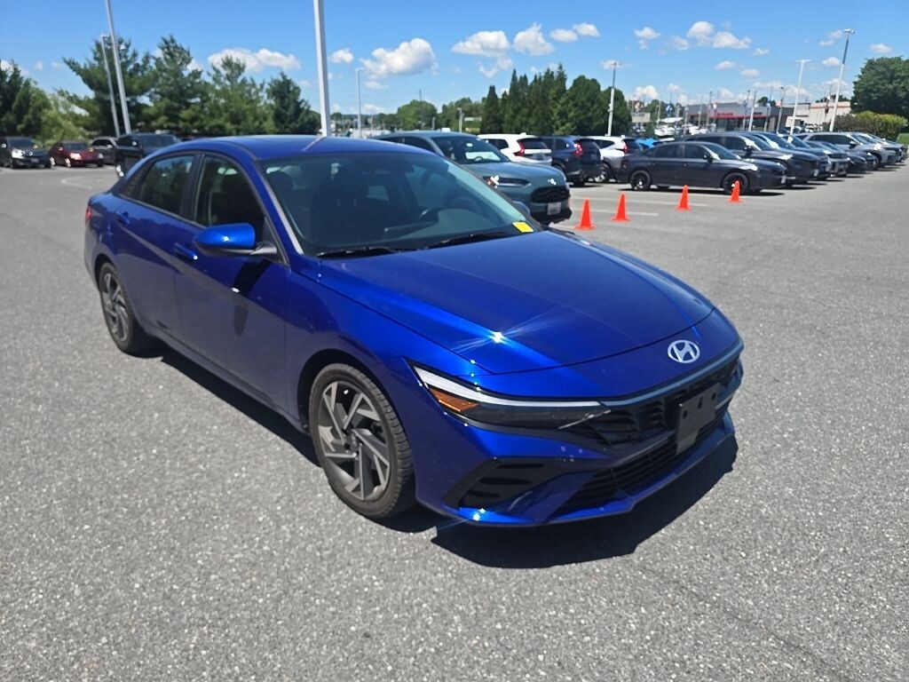 Used 2024 Hyundai Elantra SEL Sedan