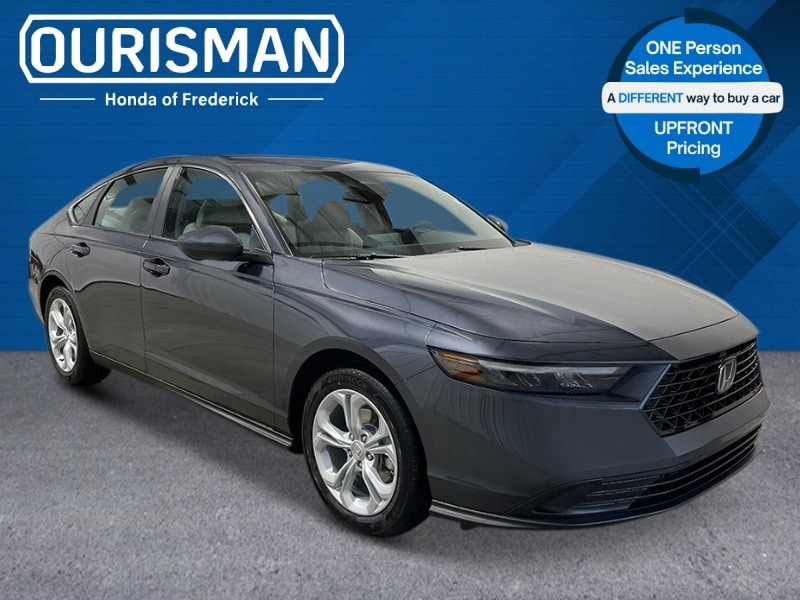 2025 Honda Accord LX's photo