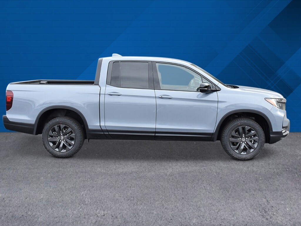 2026 Honda Ridgeline Sport photo 2