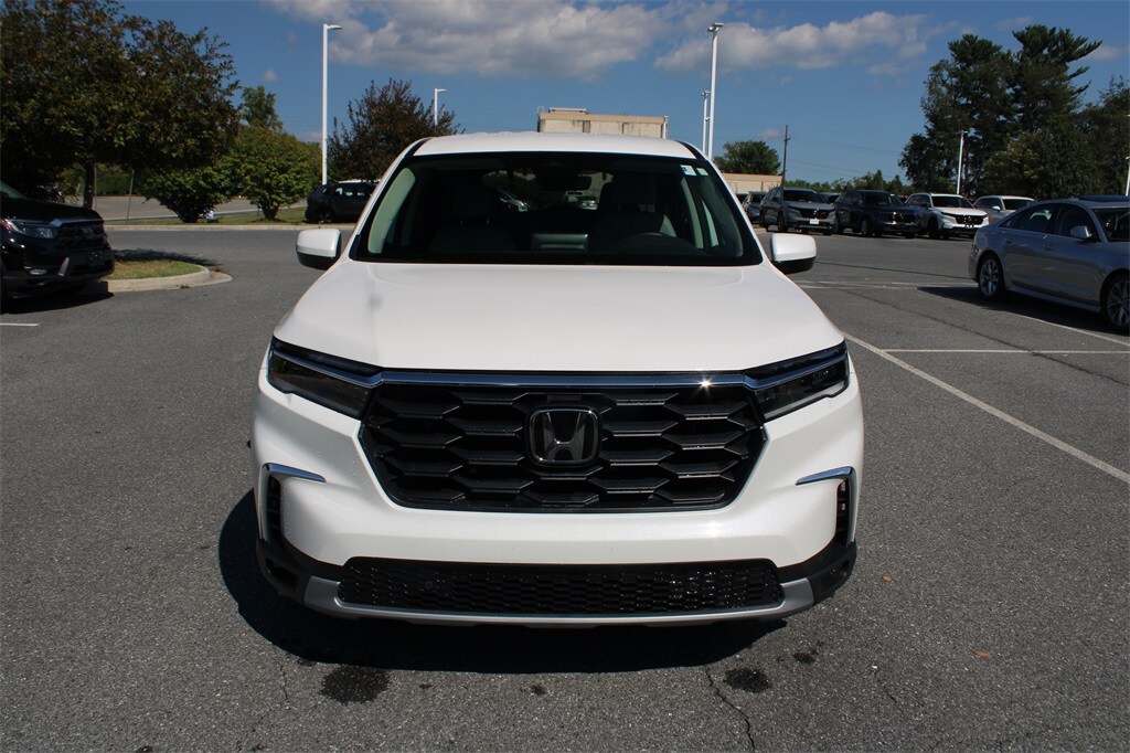 2025 Honda Pilot EX-L photo 3