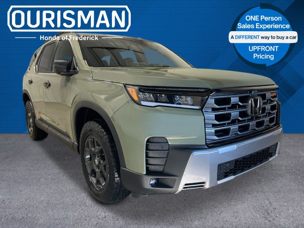 2026 Honda Pilot TrailSport AWD's photo