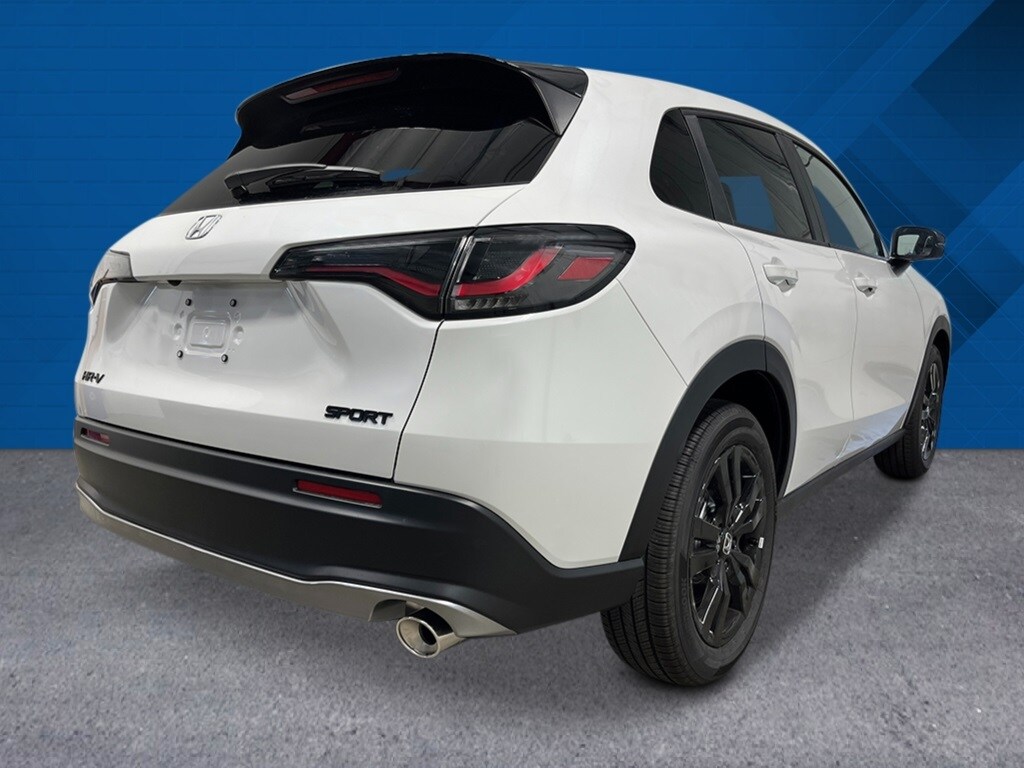 2026 Honda HR-V Sport photo 2