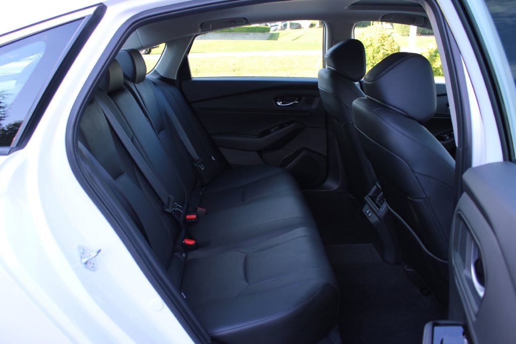 2026 Honda Accord Hybrid Touring - Photo 14
