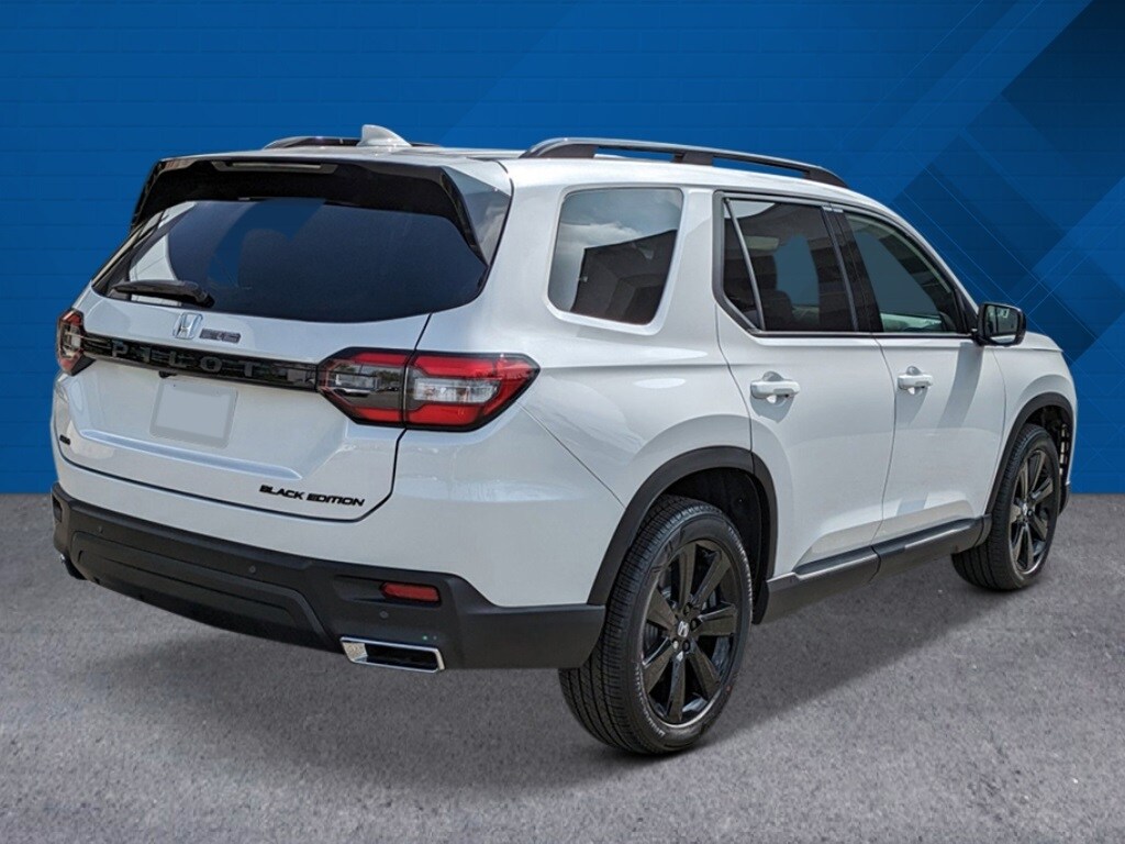 2025 Honda Pilot Black Edition photo 2