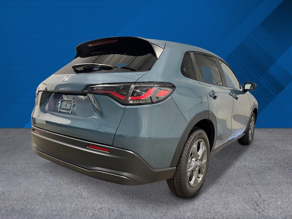 2026 Honda HR-V LX photo 3