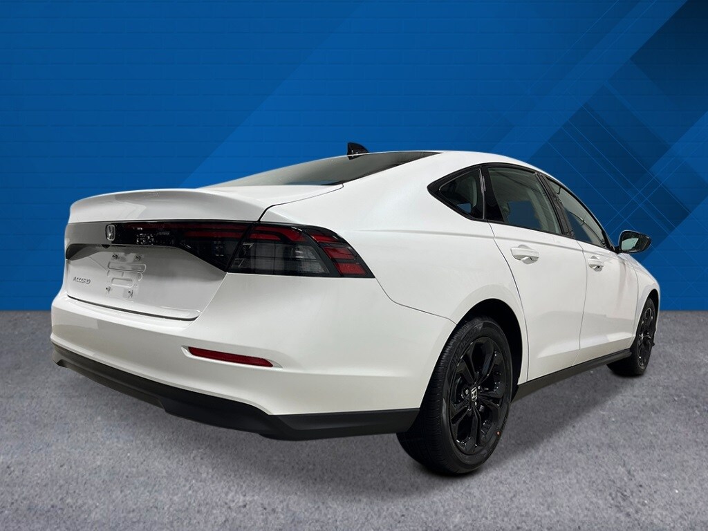 2025 Honda Accord SE photo 3