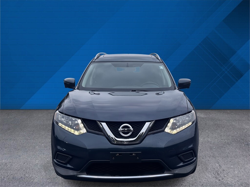 2016 Nissan Rogue SV photo 3