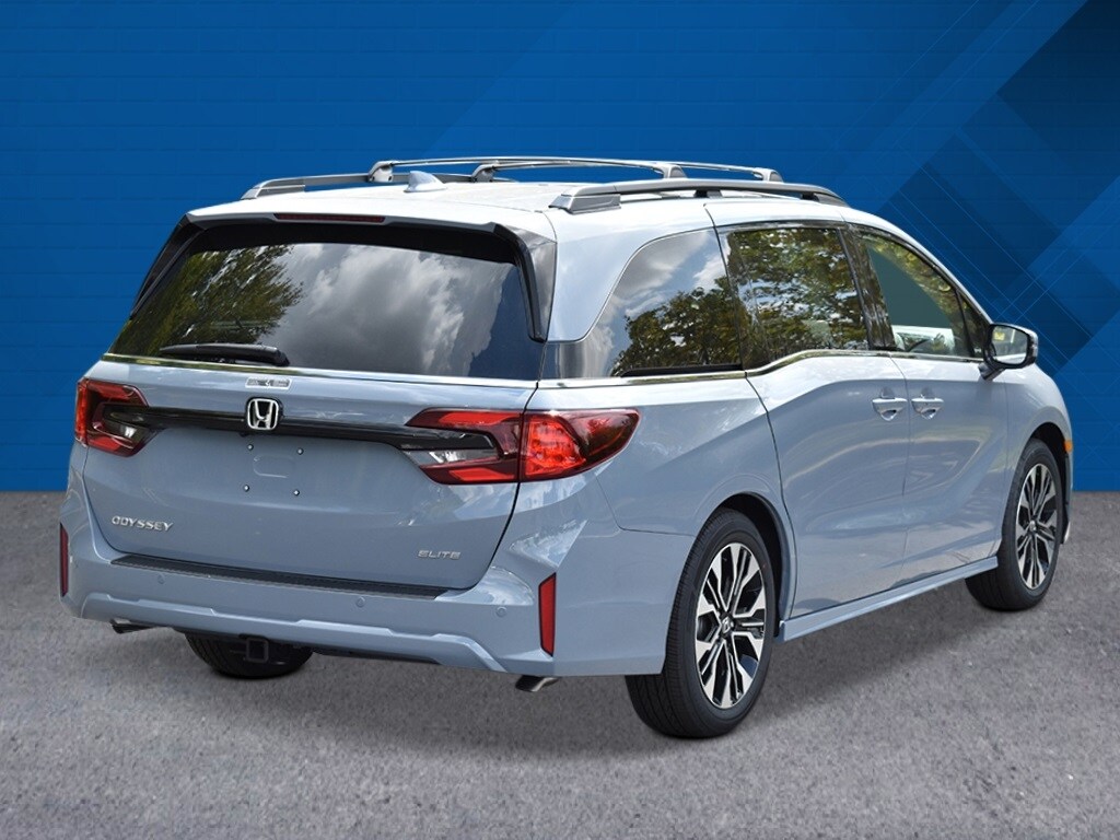2026 Honda Odyssey Elite photo 3