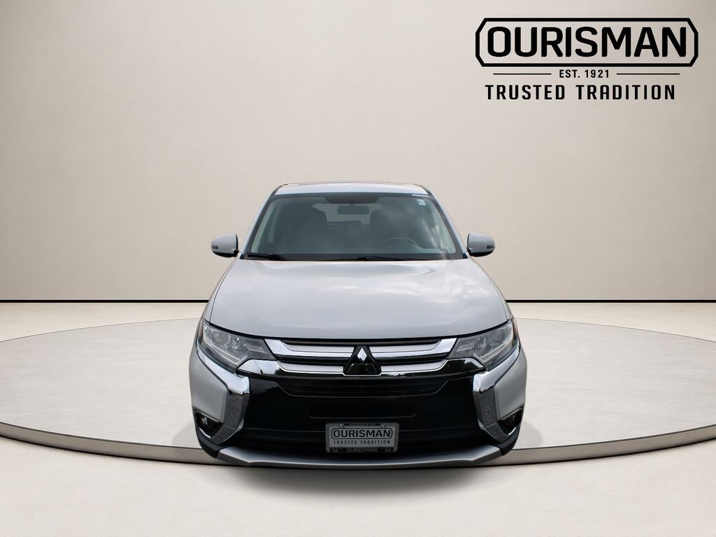 Used 2017 Mitsubishi Outlander SE SUV