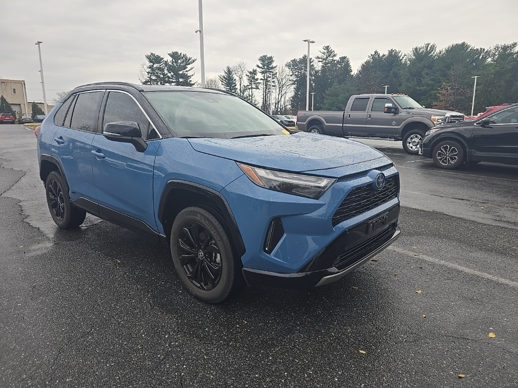 Used 2022 Toyota RAV4 XSE with VIN 2T3E6RFV3NW032522 for sale in Northfield, Minnesota
