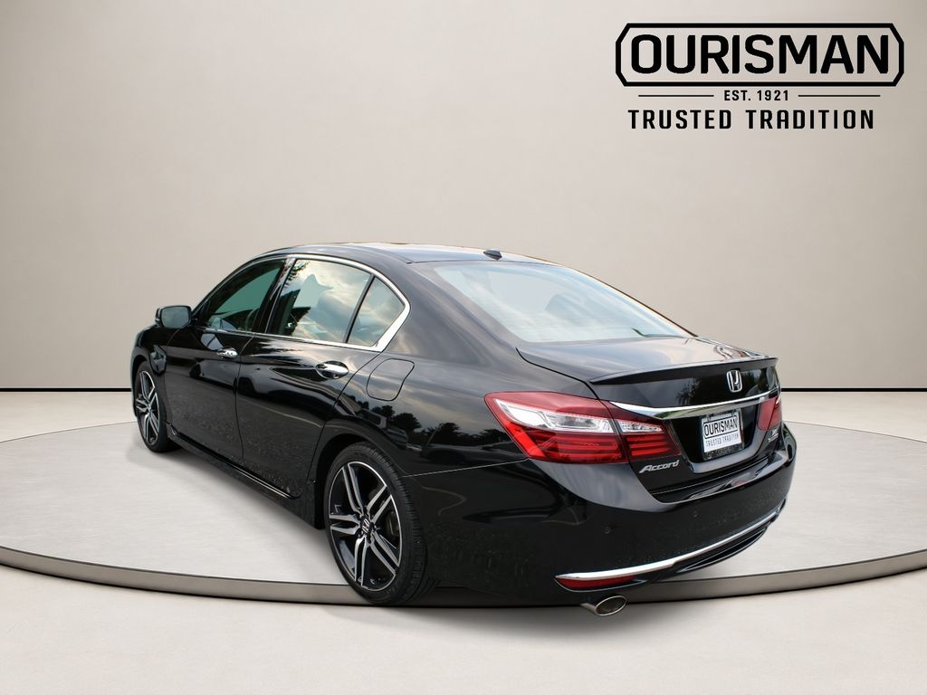 2017 Honda Accord Touring - Photo 7