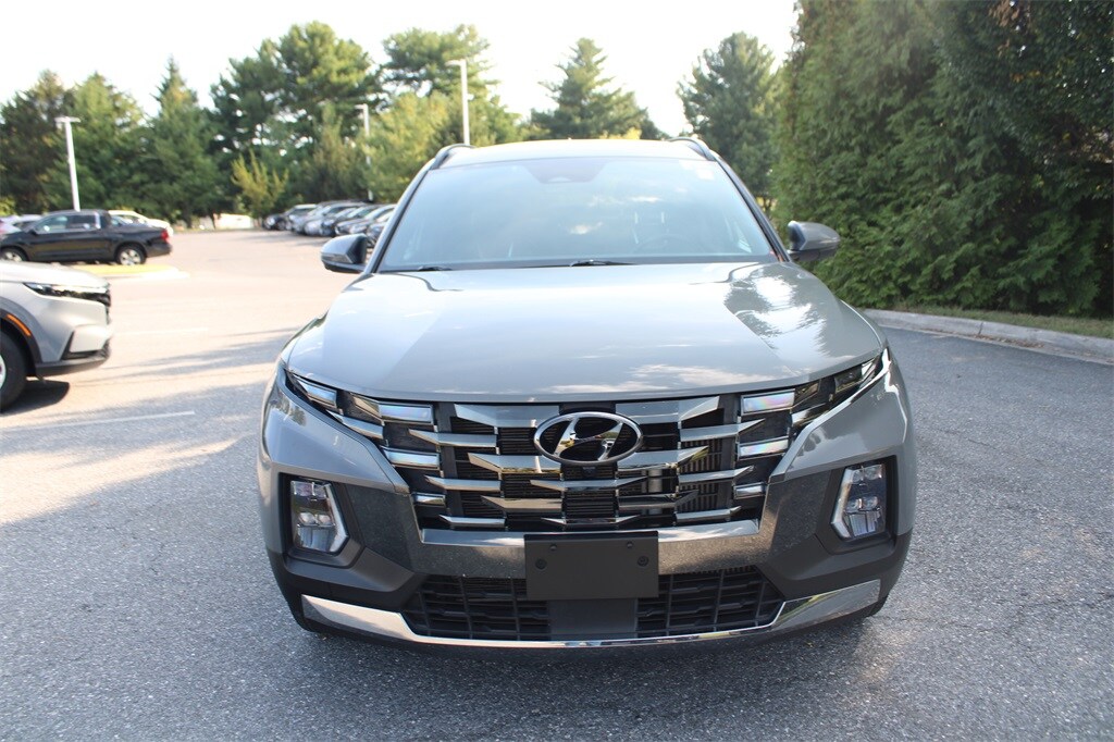 2024 Hyundai Santa Cruz Limited photo 3