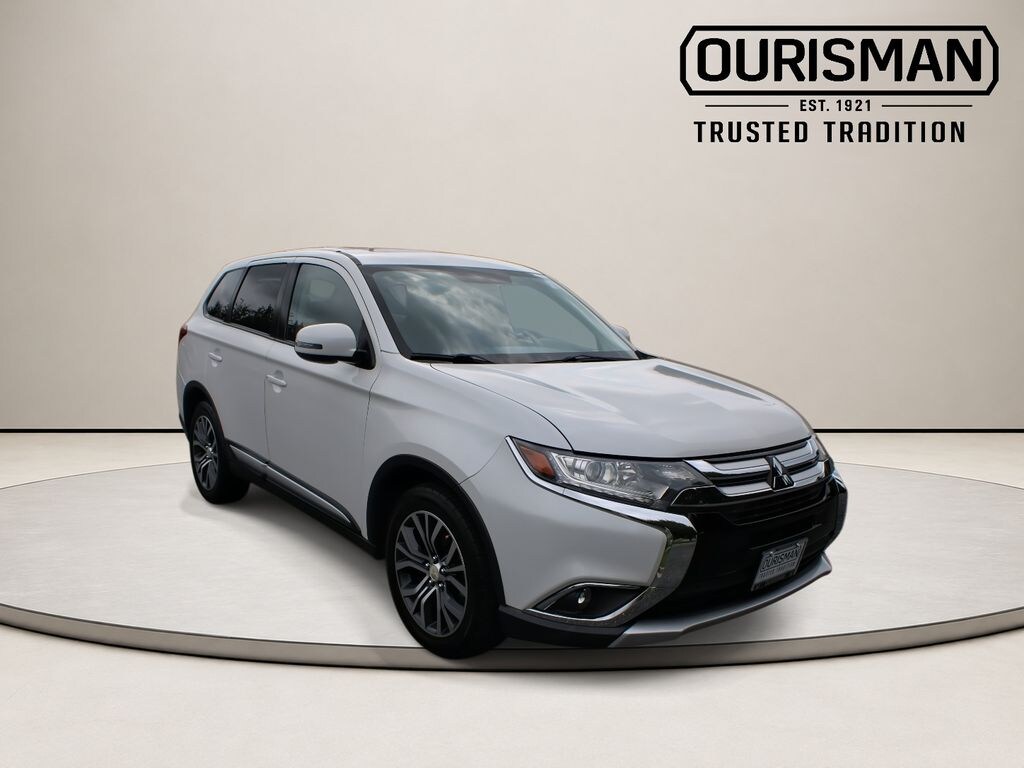 Used 2017 Mitsubishi Outlander SE SUV