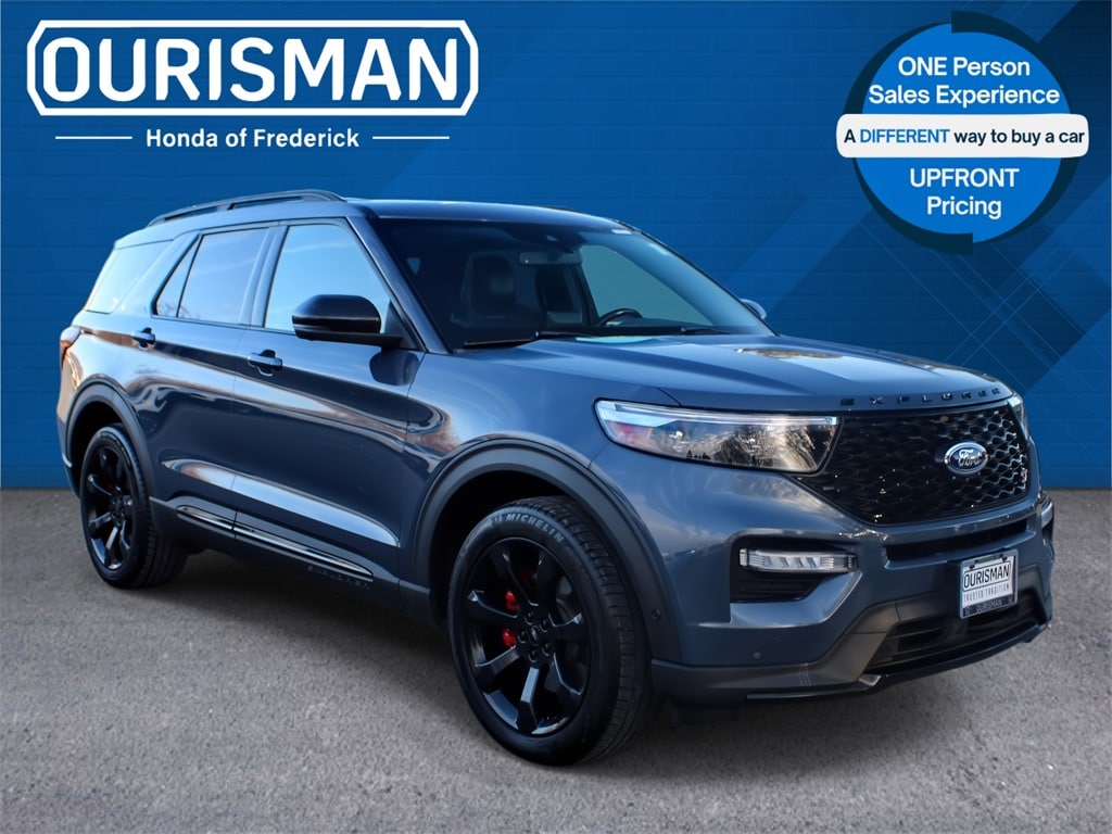 2021 Ford Explorer ST's photo