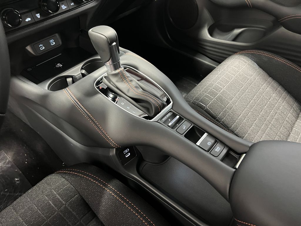 2026 Honda HR-V Sport - Photo 18