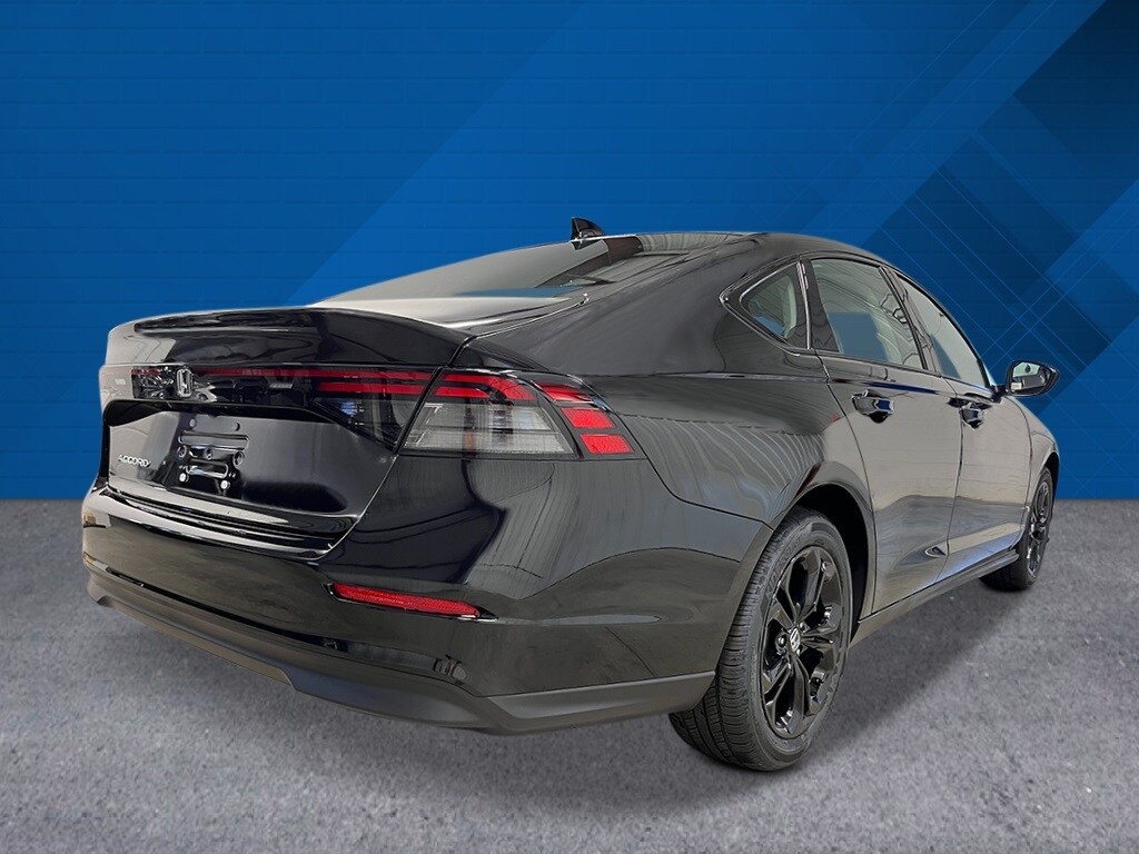 2025 Honda Accord SE photo 2