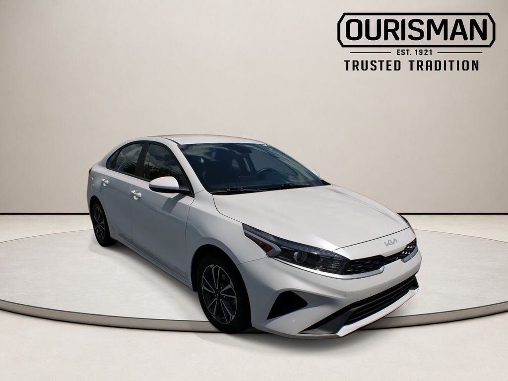 Used 2023 Kia Forte LXS Sedan