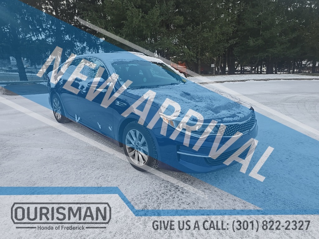 2016 Kia Optima EX's photo