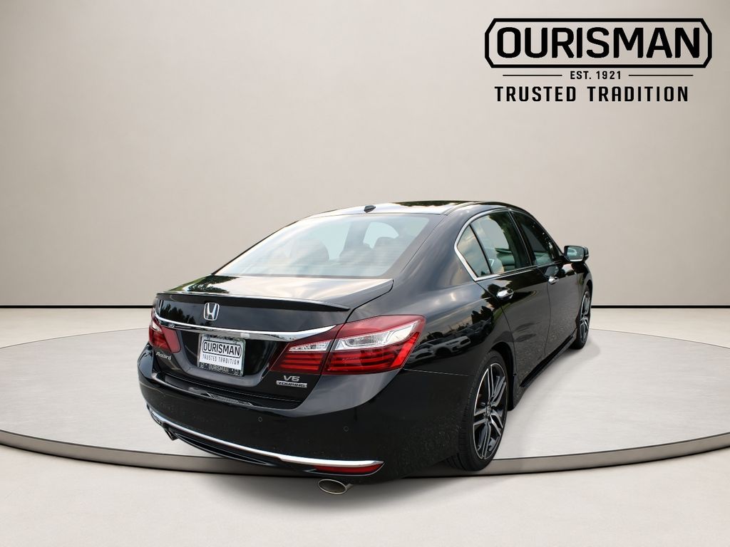 2017 Honda Accord Touring - Photo 9