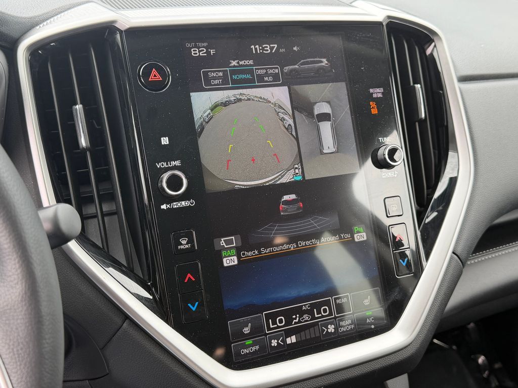 2025 Subaru Ascent Limited - Photo 32