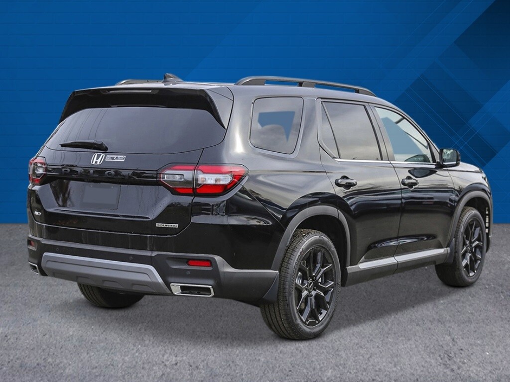 2025 Honda Pilot Touring photo 2