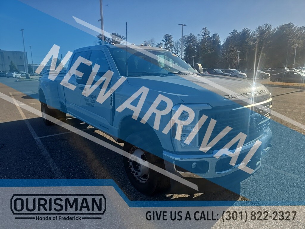 2025 Ford F-350 Super Duty XL's photo