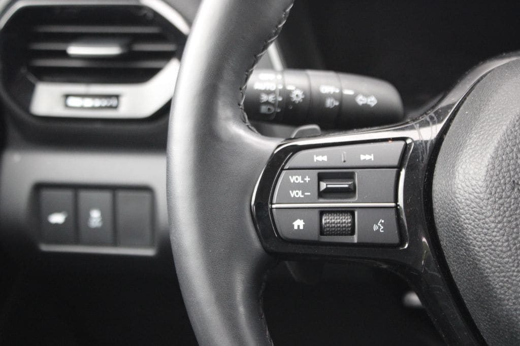 2025 Honda Pilot Touring - Photo 19