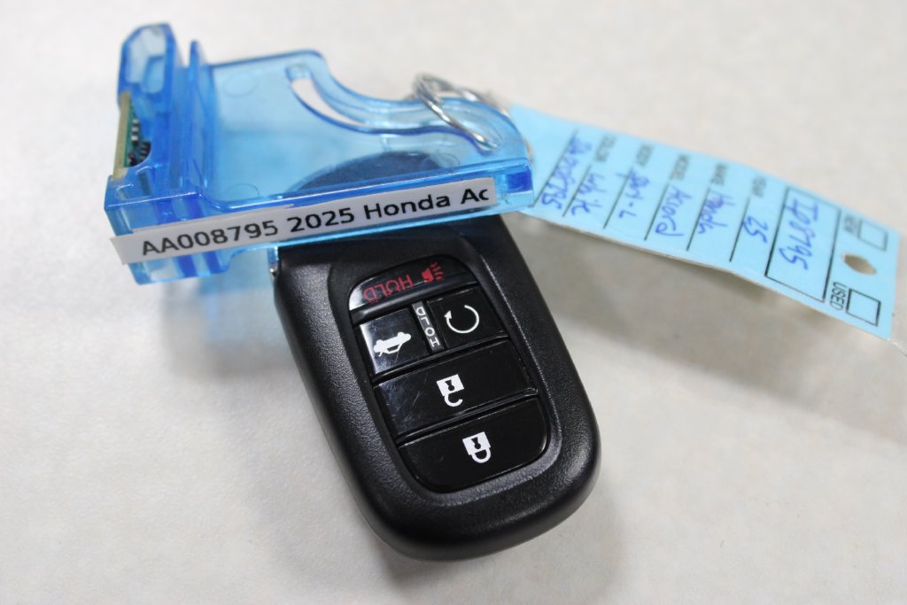 2025 Honda Accord Hybrid Sport-L - Photo 34