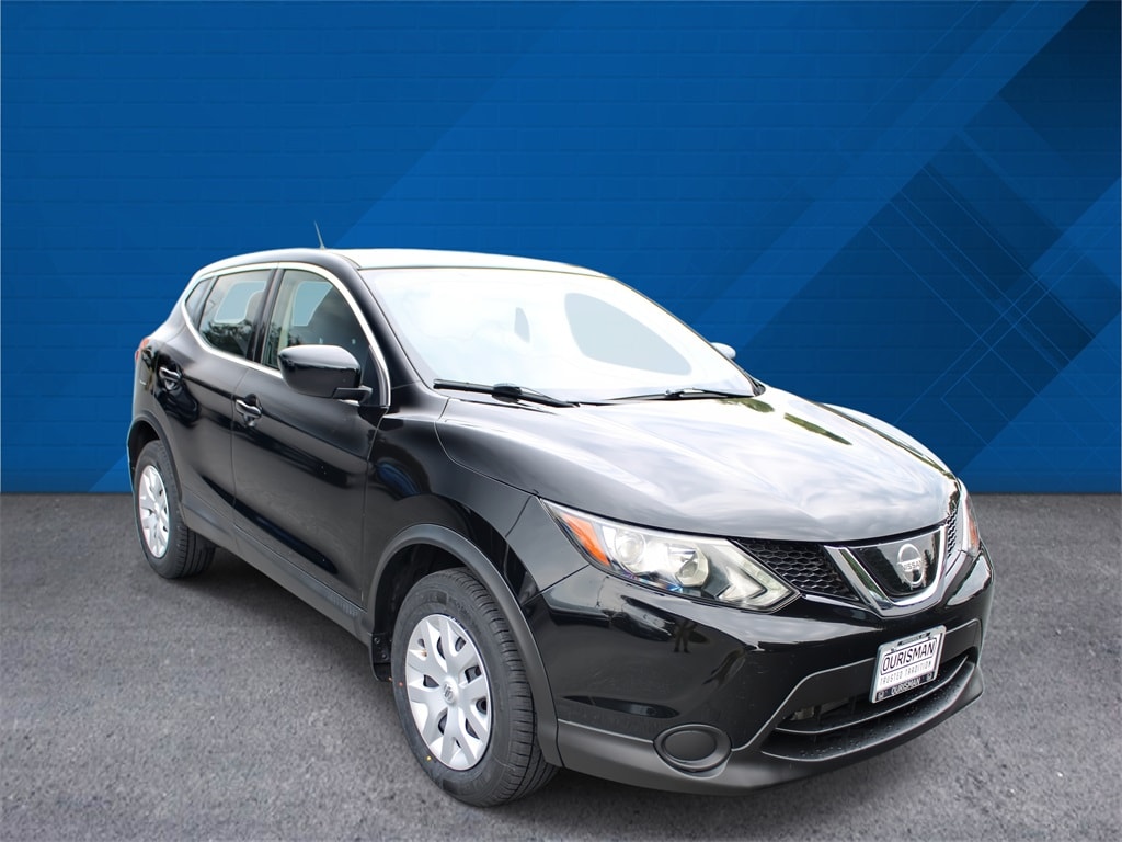 Used 2019 Nissan Rogue Sport S SUV