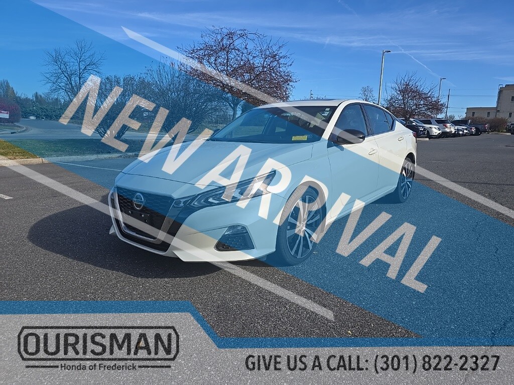 2020 Nissan Altima 2.5 SR photo 3