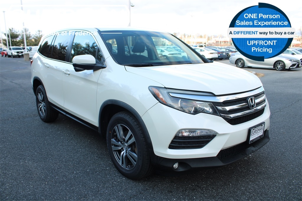 2018 Honda Pilot EX's photo