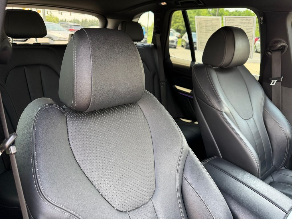 2022 BMW X5 40i - Photo 17