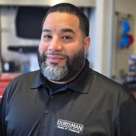 Staff member Mauricio Rios from dd7ea513bc13