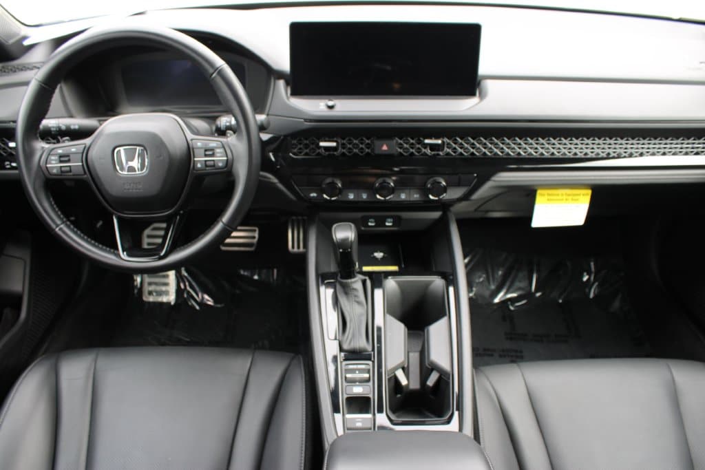 2025 Honda Accord Hybrid Sport-L - Photo 17
