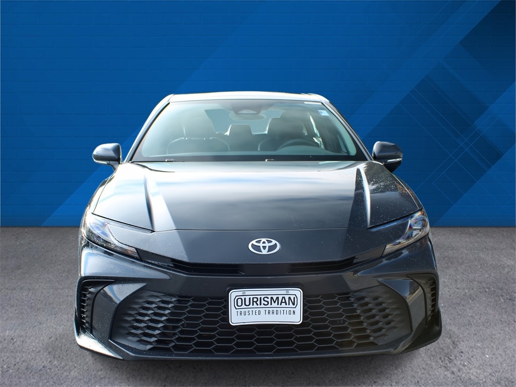 Used 2025 Toyota Camry SE Sedan
