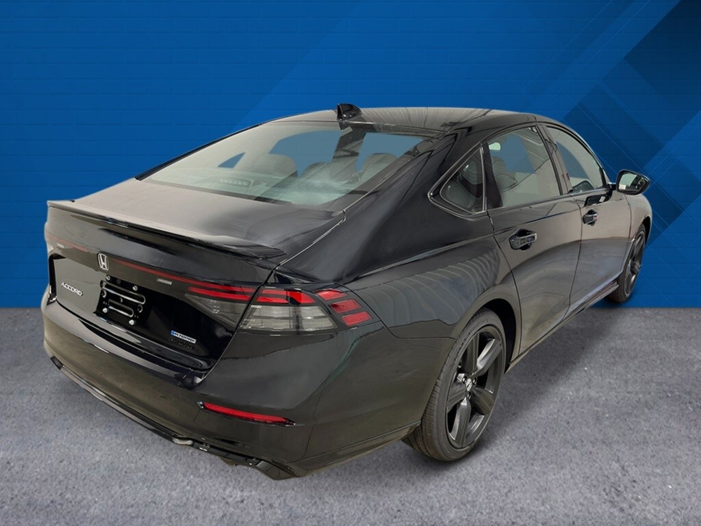 2025 Honda Accord Hybrid Sport-L photo 3
