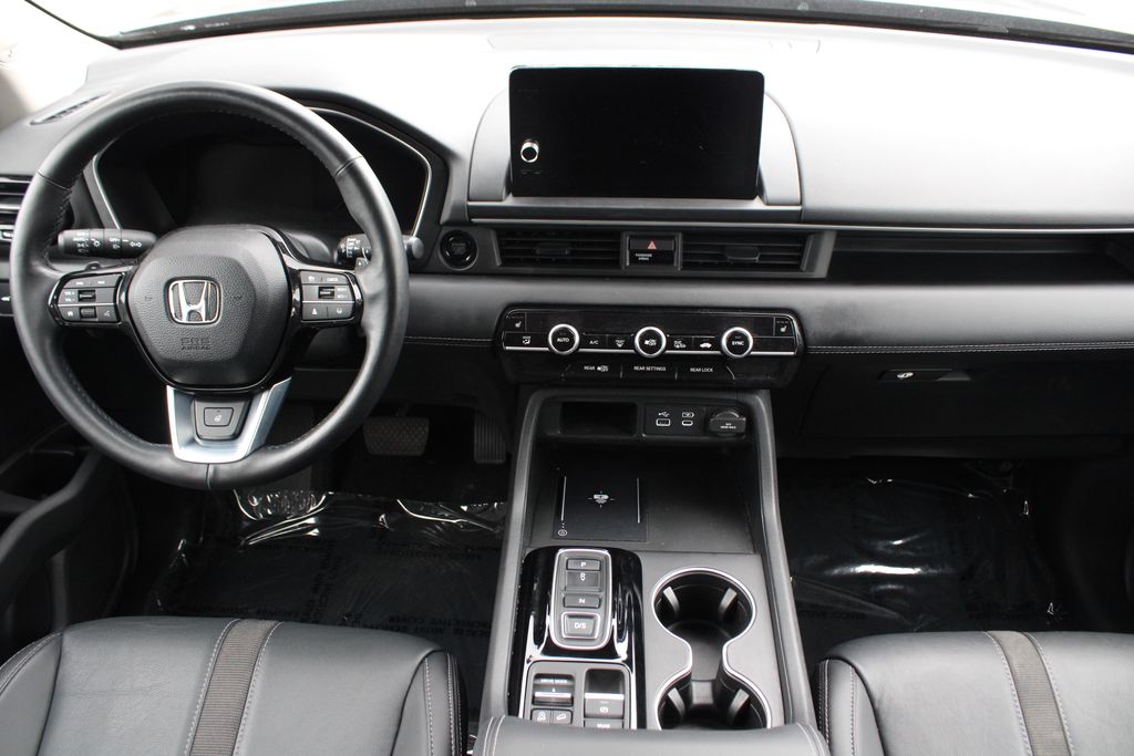 2025 Honda Pilot Touring - Photo 16