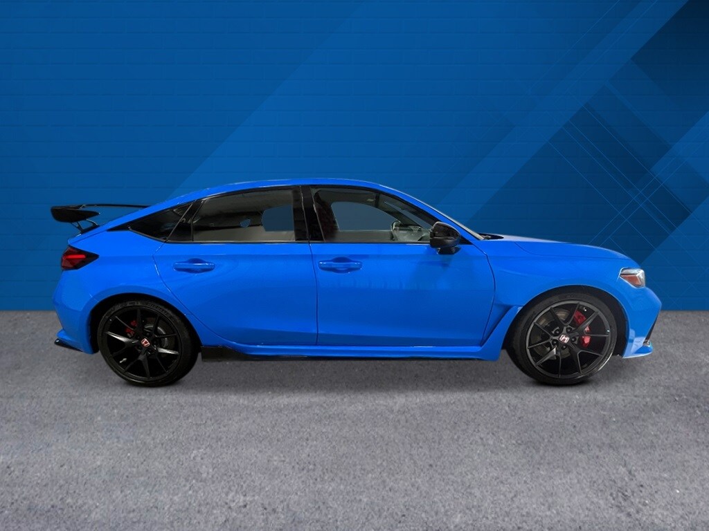 2025 Honda Civic Type R photo 2