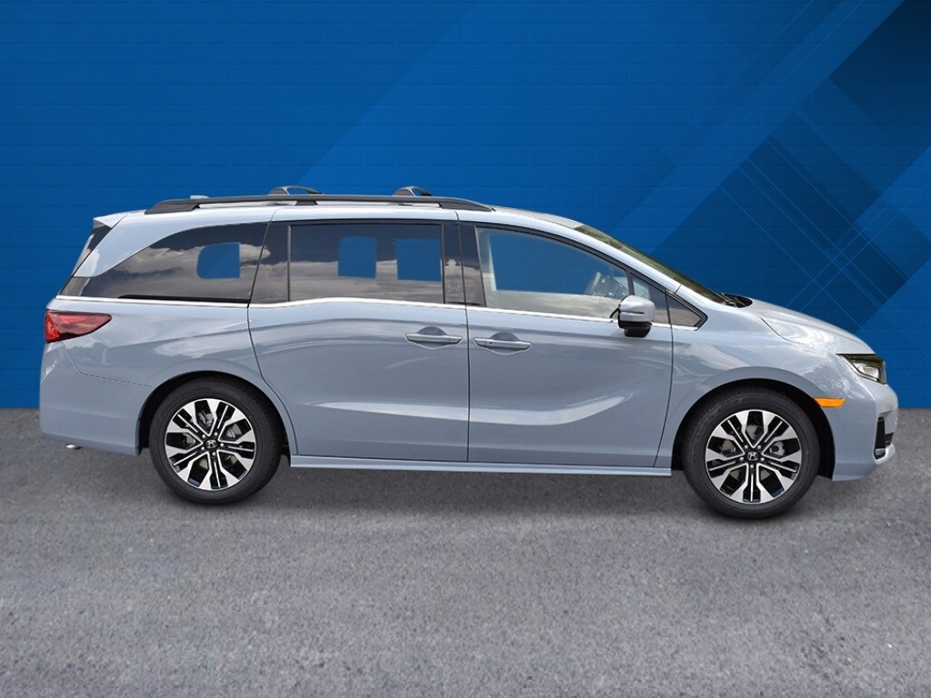 2026 Honda Odyssey Elite photo 2