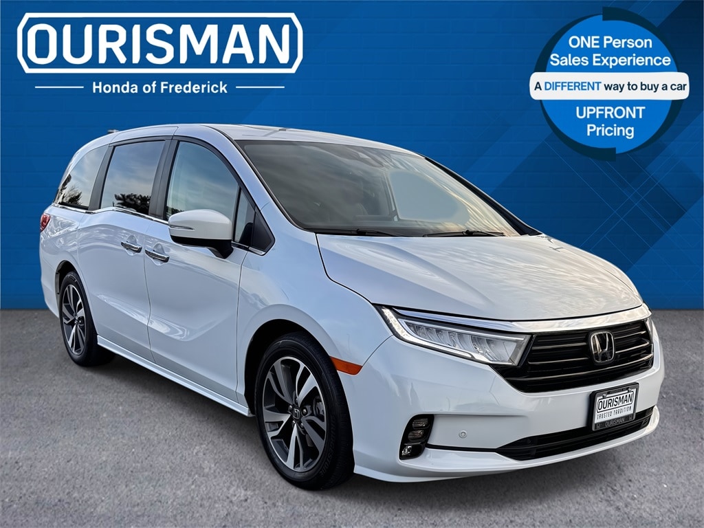2024 Honda Odyssey Touring's photo