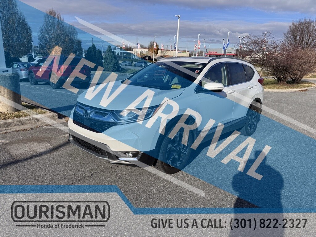 2019 Honda CR-V Touring photo 3