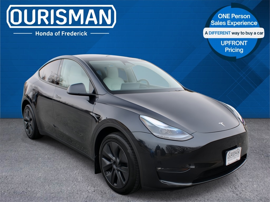 Used 2025 Tesla Model Y Long Range SUV