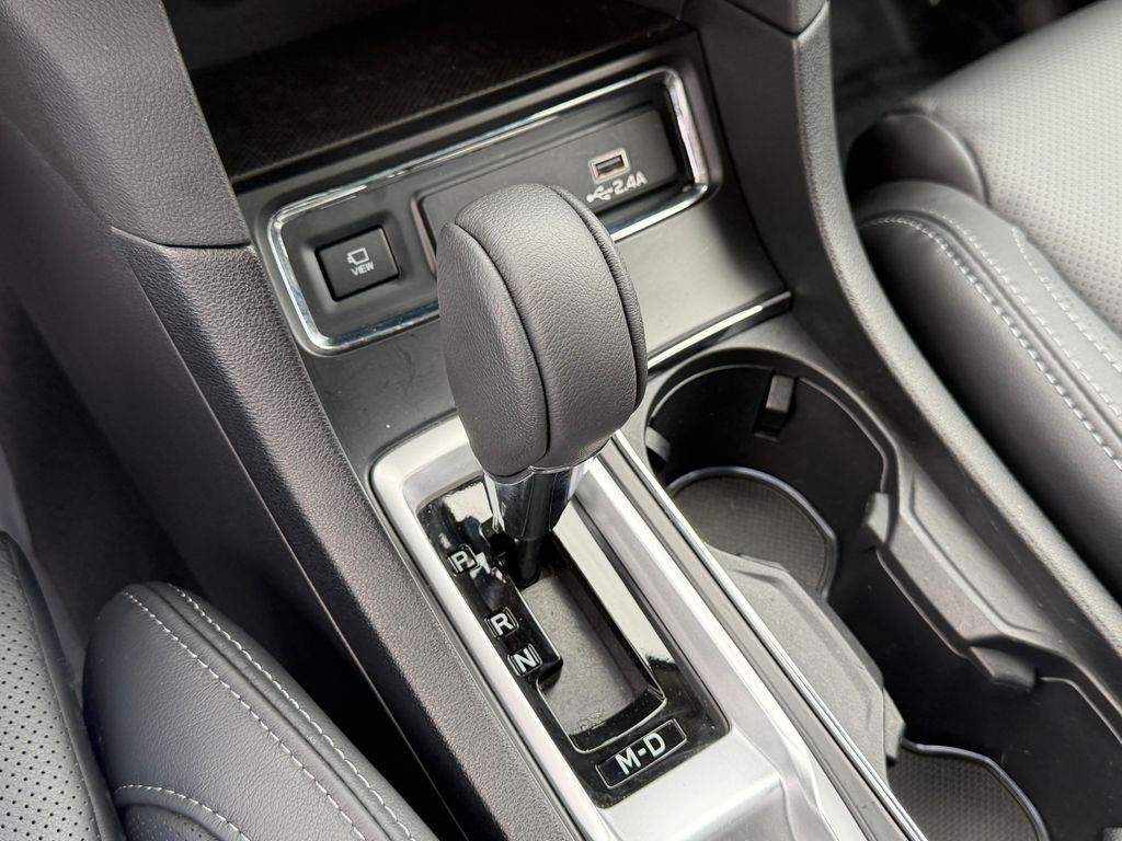 2025 Subaru Ascent Limited - Photo 34