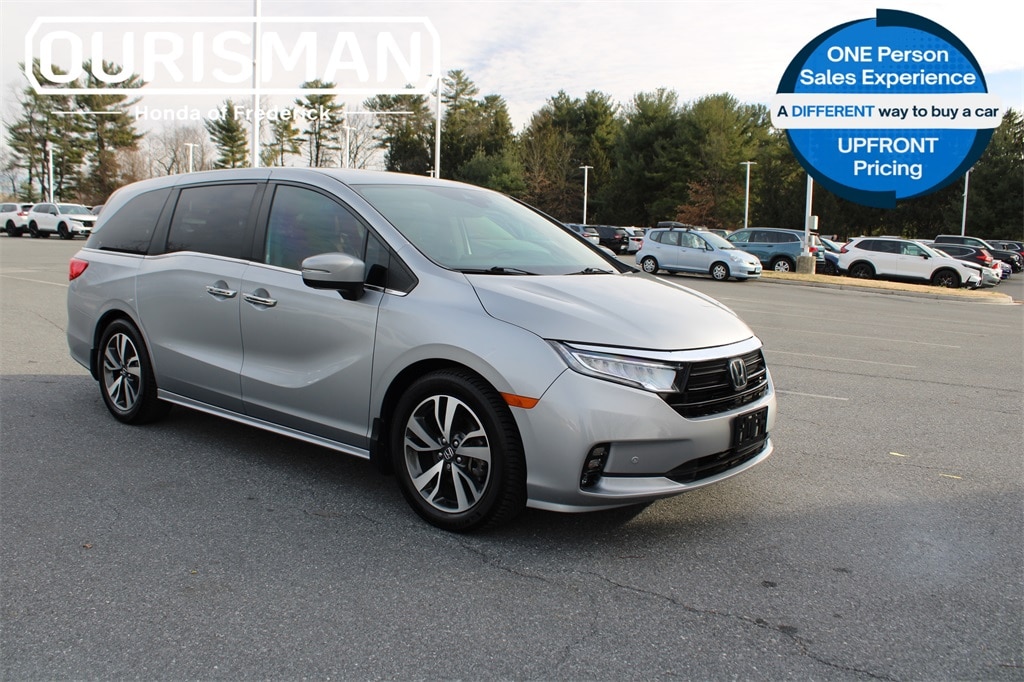 2022 Honda Odyssey Touring's photo