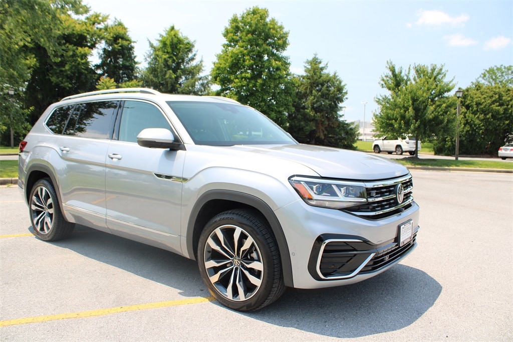 Used 2023 Volkswagen Atlas SEL Premium R-Line with VIN 1V2FR2CAXPC519676 for sale in Frederick, MD