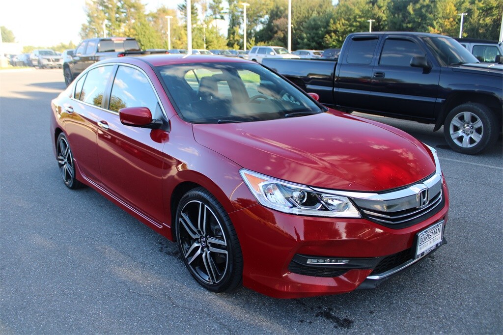 2016 Honda Accord Sport photo 2
