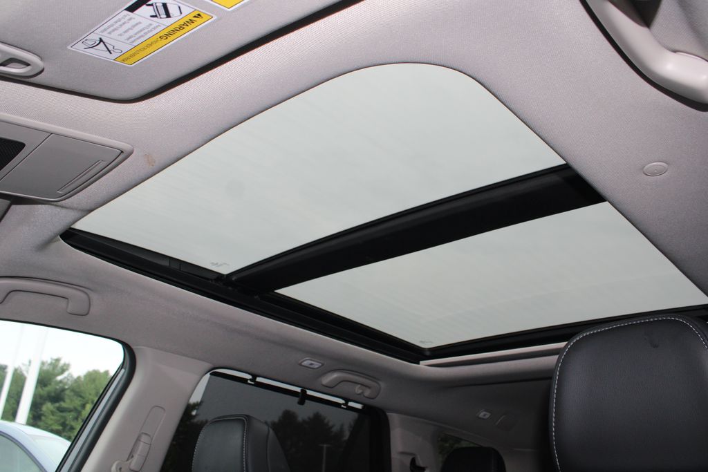 2025 Honda Pilot Touring - Photo 33